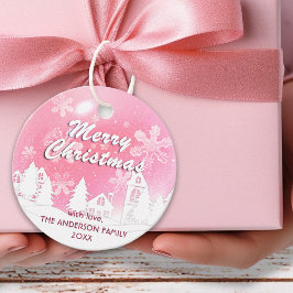 Rosa Schneeflocken im Weißen Haus Weihnachten Glüc Geschenkanhänger