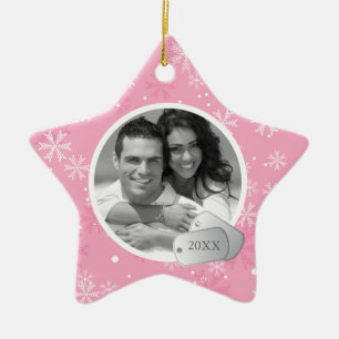 Rosa Schneeflocken und Hundetags Foto Keramik Ornament