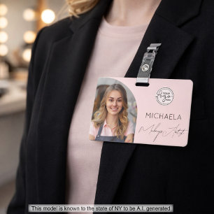 Rosa Schrift-Logo Foto Make-up Ausweis