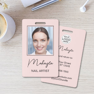 Rosa Schrift-Logo Foto Nagelstudio Ausweis