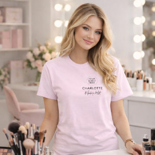 Rosa Schrift-Logo-Make-up-Mitarbeiterbekleidung T-Shirt