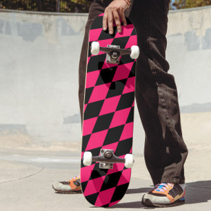 Rosa schwarzes Harlekin-Diamantenschachbrett-Desig Skateboard