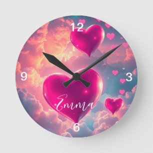 Rosa schwebende Herzen im Himmel Runde Wanduhr