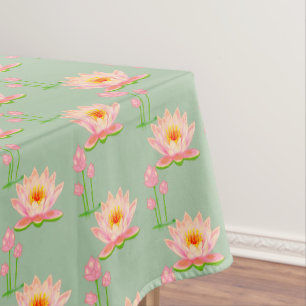 Rosa Seerosenblüten auf Lorbeergrün Tischdecke