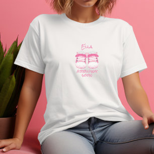 Rosa Söckchen T-Shirt mit individuellem Namen für 