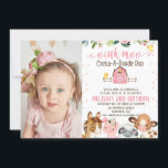 Rosa Stall Foto Blumenfarm Tier Geburtstag Einladung<br><div class="desc">Pink Barn Foto Blumenfarm Tier Geburtstag Einladung Niedlichen Bauernhof Geburtstag Einladung mit einem Pferd,  Schwein,  Kuh und Schaf,  sowie Blumenarrangements und rosa Scheune. Diese Farm-Einladung beinhaltet auch ein Foto und ist eine niedliche Möglichkeit,  die Szene für eine Farm-Thema Mädchen Geburtstagsfeier Set.</div>