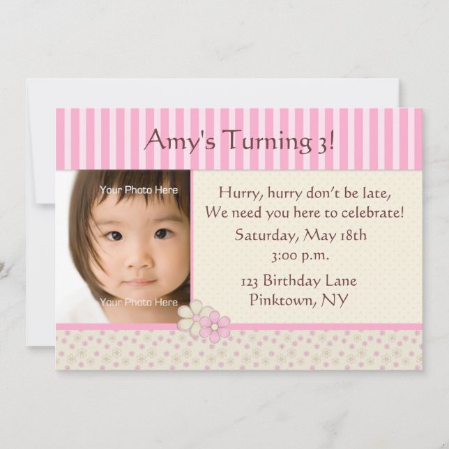 Rosa Stripe Foto Geburtstag Einladung (Vorderseite)