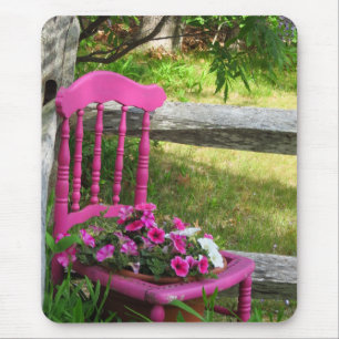 Rosa Stuhl und Blume - Martha's Vineyard Mousepad