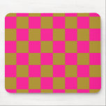 Rosa Tafelgold Mousepad<br><div class="desc">Schachbrettmuster in rosa Gold - Schachbrettmuster - Cooles, einfaches Muster als Geschenk oder Vorlage, aus vielen Quadraten. Im HS_Art Shop finden Sie viele dekorative Hintergründe und Texturen verschiedener Typen und Formen, Sie können Ihre eigenen Texte oder Fotos zu den Vorlagen hinzufügen! Das Produkt kann selbst gestaltet und nach Ihren Wünschen...</div>