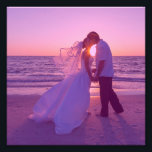Rosa Tinted Wedding 8"x8" Fotodruck<br><div class="desc">Eine quadratische 8"x8" Foto-Erweiterung druckt Wandkunst. Fügen Sie Ihren eigenen personalisierten Text zu einer personalisierten Touch. Wenn Sie ein Landschafts- oder Porträtbild-Foto haben,  können Sie entweder das Bild im Voraus schneiden oder die Dynamikfunktion direkt hier im System nutzen. Sie können die Deckkraft des magenta-rosa Overlays ändern.</div>