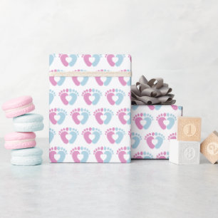 Rosa und blaue Baby-Fußabdruck-Herzen-Design Geschenkpapier