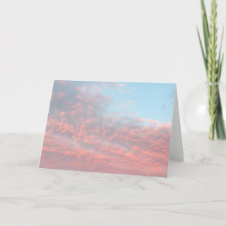 Rosa und blaue Baumwollwoll-Wolken Sonnenaufgang Karte