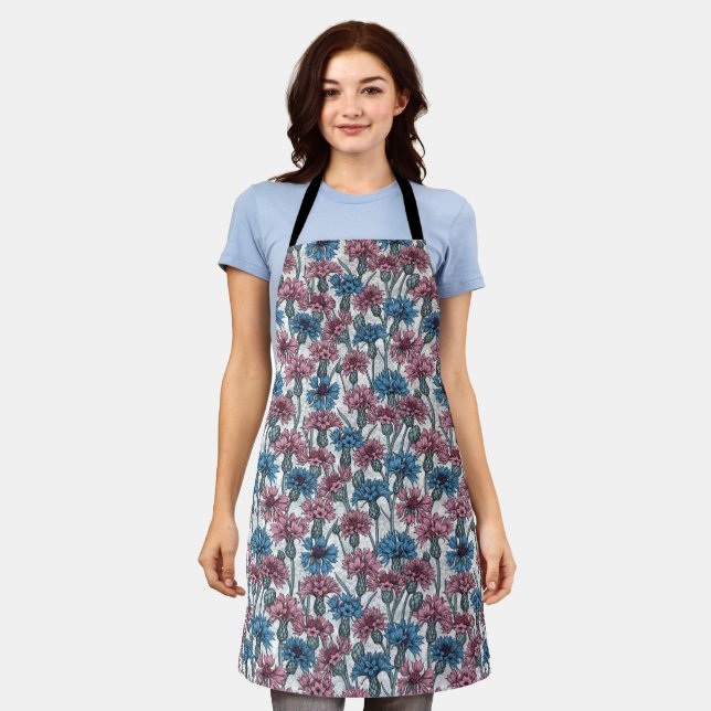 Rosa und blaue Maisblumen, weiße Blume Schürze (Getragen)