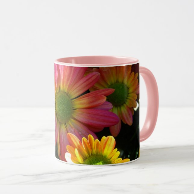 Rosa und gelbe Blume Herbst Getränke Tasse (VorderseiteRechts)