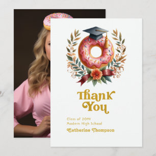 Rosa und goldene Donuts und akademische Abschlüsse Dankeskarte