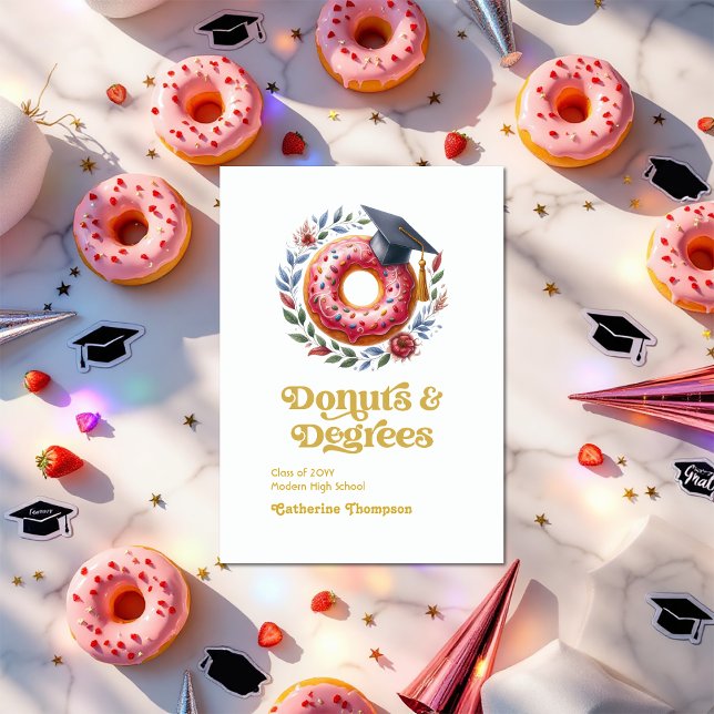 Rosa und goldfarbene Donuts und Gradmesser Abschlu Ankündigung (Pink and Gold Donuts and Degrees Graduation Photo Announcement)