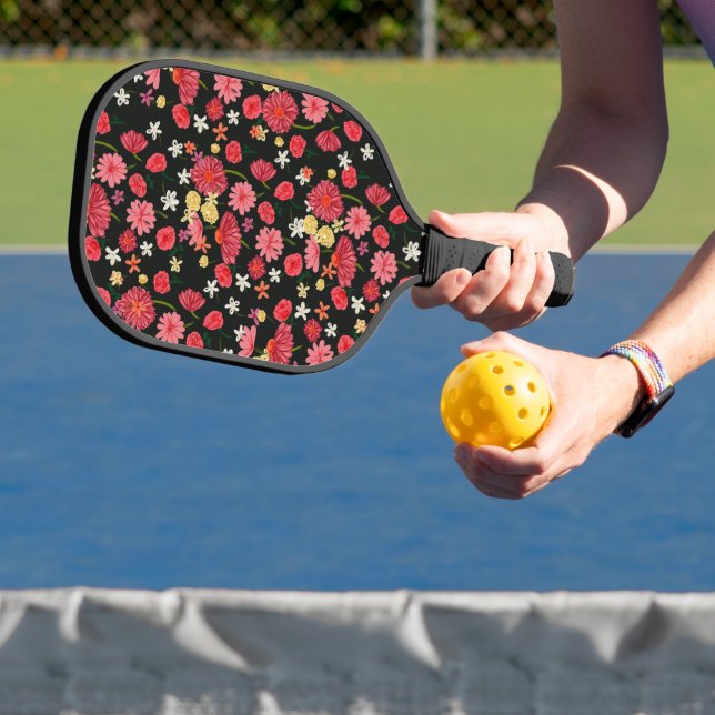Rosa und goldgelbes Blumenmuster Pickleball Schläger (InSitu)