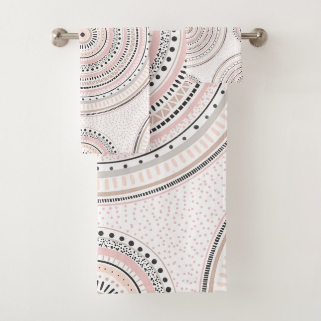 Rosa und graue Punkte und Striche Doodles Mandala Badhandtuch Set (Insitu)