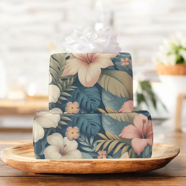 Rosa und grüne tropische, blumenhawaiianische Palm Geschenkpapier (Von Creator hochgeladen)