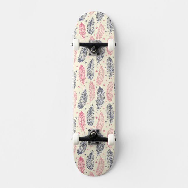 Rosa und lila ethnisches Feder-Muster Skateboard (Vorderseite)
