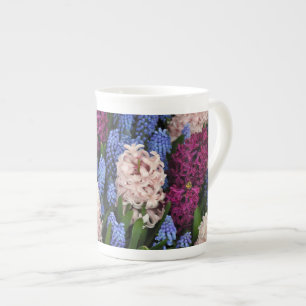 Rosa und lila Hyazinthe-Blume Prozellantasse