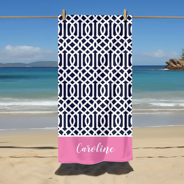 Rosa und Navy Trellis Monogram Strandtuch (Von Creator hochgeladen)