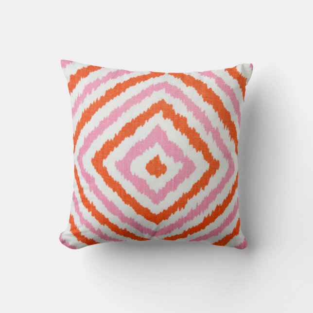 Rosa und orange ikat Diamantformen Kissen (Vorderseite)