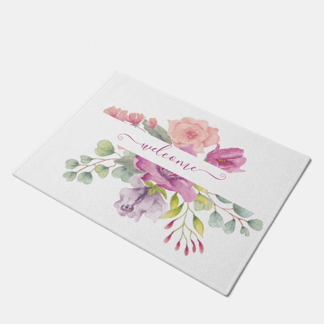 Rosa und pfirsiche Aquarellblumen personalisiert Fußmatte (Schrägansicht)