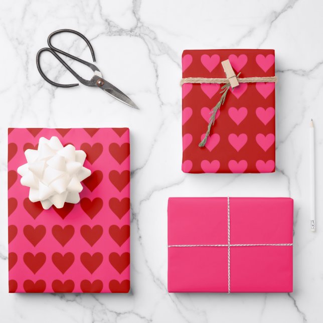 Rosa und rotes Herz mit Valentinrosa Geschenkpapier Set (Vorderseite)