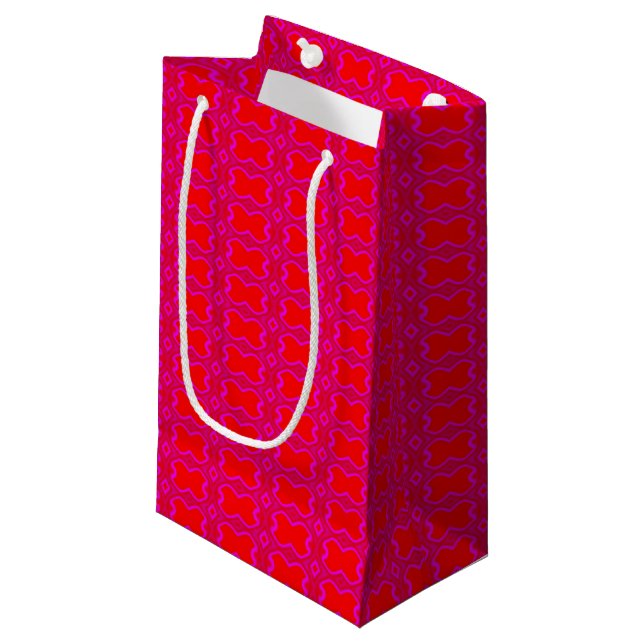 Rosa und rotes Retro gemustert Kleine Geschenktüte (Vorderseite Schrägansicht)