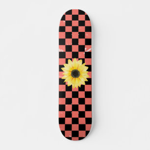 Rosa und schwarz Gelb- und Sonnenblumen Skateboard