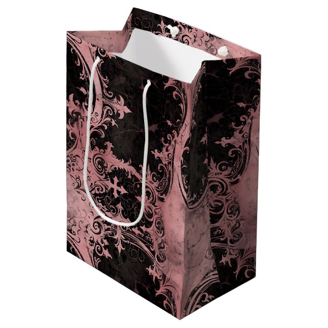 Rosa und schwarz-gotische Grunge Mittlere Geschenktüte (Vorderseite Schrägansicht)