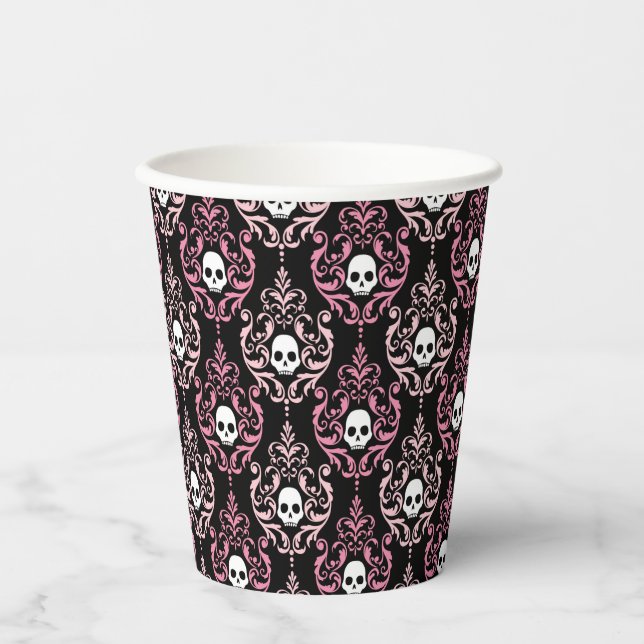 Rosa und schwarze Damaskus mit Skullen | Halloween Pappbecher (Vorderseite)
