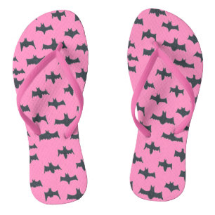 Rosa und schwarze Halloween-Fledermäuse Flip Flops