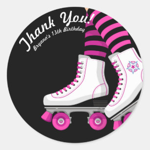 Rosa und schwarze Rollschuh-Einweihungsparty Runder Aufkleber