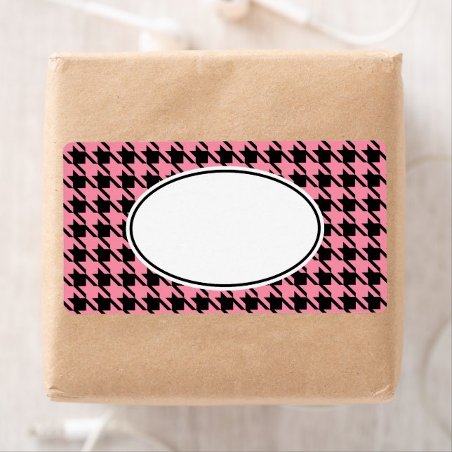 Rosa und schwarzes Gingham-Label (Insitu)