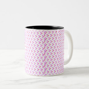 Rosa und violettes Blumenmuster auf Schwarz – Mode Zweifarbige Tasse