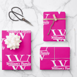 Rosa und Weiß | Monogramm für einfache Familiennam Geschenkpapier Set