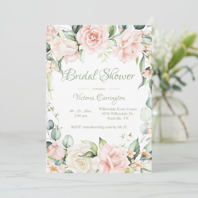 Rosa und weiße Blumen Elegantes Brautparty Einladung (Stehend Vorderseite)