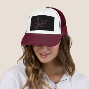 Rosa Vogel fliegt mit eigenem Text-Cap Lovely Peac Truckerkappe