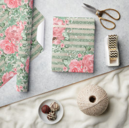 Rosa Wasserfarbe auf grünem Glitzer Streifen Geschenkpapier