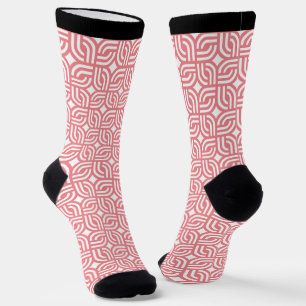 Rosa-weiße Socken mit geometrischem Muster