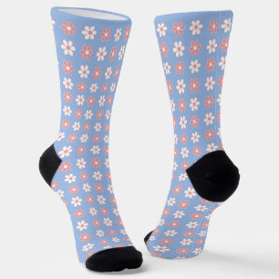 Rosa-weißes Blumenmuster auf hell himmelblau Socken