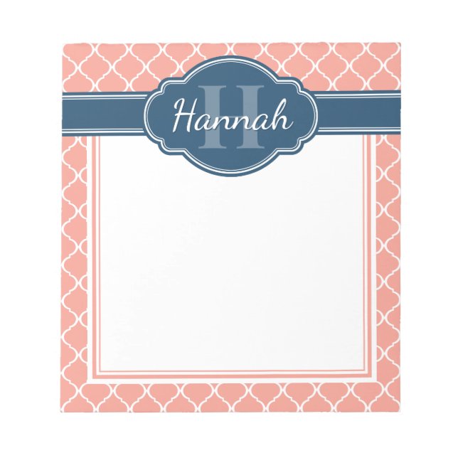 Rosa Weißes Gittermuster Blaues Monogramm Notizblock (Vorderseite)