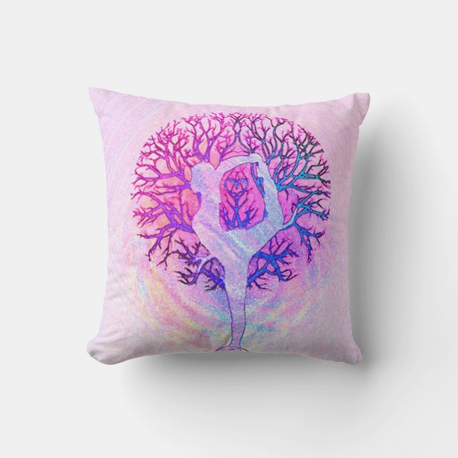 Rosa Yoga-Baum-Frau in den Pastellfarben Kissen (Vorderseite)