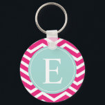 Rosa Zickzack Minze Aquamarin Monogramm Schlüsselanhänger<br><div class="desc">Pink-weiß Zickzack Muster und pastellfarbene türkisfarbene Monogramm zeichnen sich durch ein einzigartiges Design aus.</div>