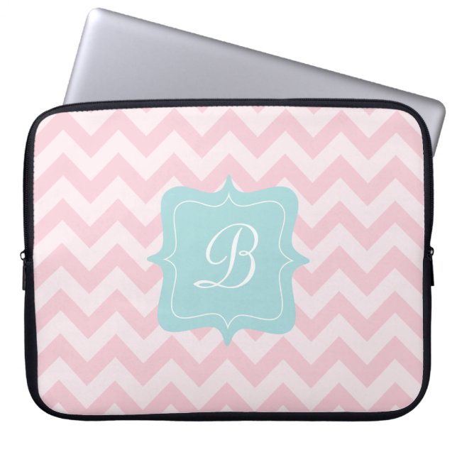 Rosa Zickzack-Monogramm Laptopschutzhülle (Vorderseite)