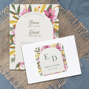 Rosafarbenes Lilien-Bogenmonogramm-Hochzeitkuvert Quadratischer Aufkleber