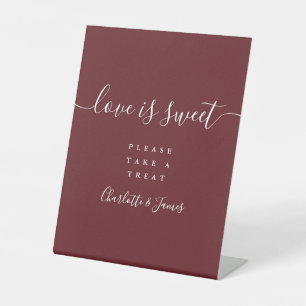 Rosarot Elegante Schreibschrift Liebe ist süße Gun Sockelschild