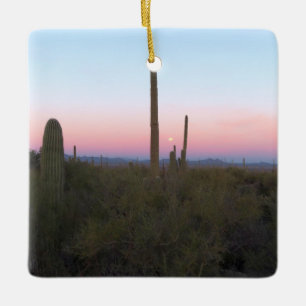 Rosaroter Mond über Saguaro bei Sonnenaufgang Keramikornament